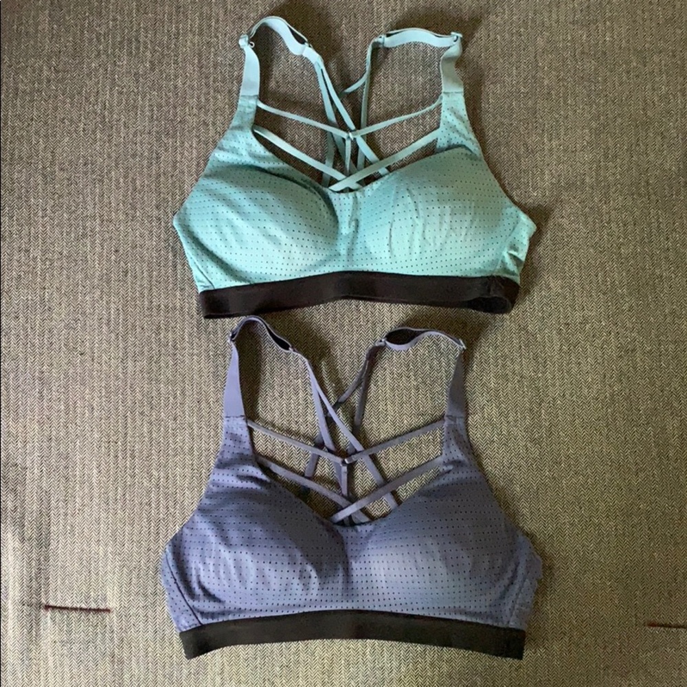 Two VS sports bras (32B) in perfect condition!